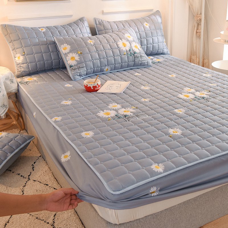 🎁Hot Sale!! 50% OFF-Sale🔥2026 Latest Breathable Silky Mattress Cover