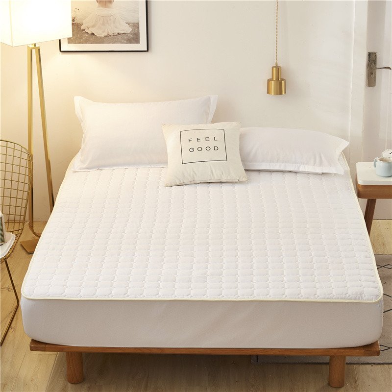 🎁Hot Sale!! 50% OFF-Sale🔥2026 Latest Breathable Silky Mattress Cover